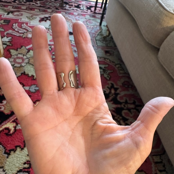 Vintage Native American Sterling Silver and Kingman Turquoise Ring. Adjustable - Picture 12 of 12